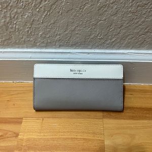 KATE SPADE ♠️ WALLET